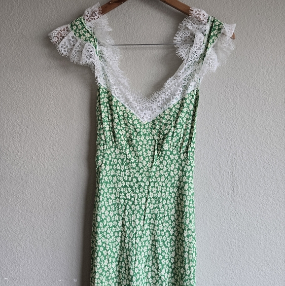 Rumored Frontier Lace Floral Maxi Dress in Green - Picture 4 of 6